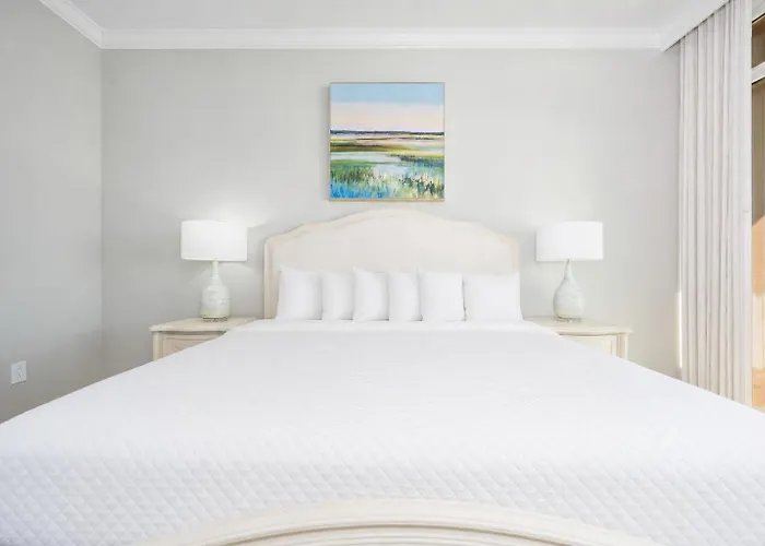 Phoenix Gulf Towers 603 Apartment *